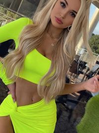 Zlatta Blond Escort Model Köln 1